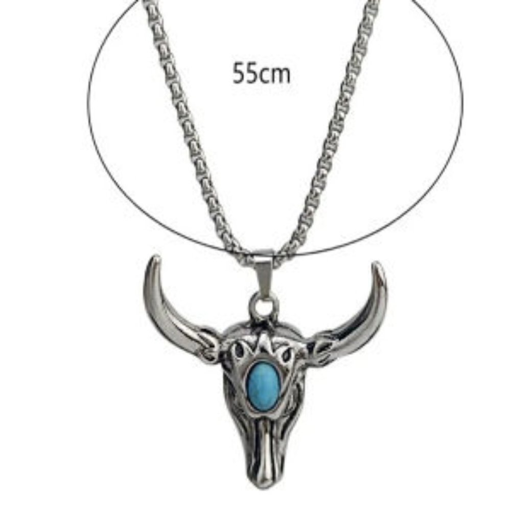 Silver Alloy Bull Head  Western  Vintage Pendant Necklace With Turquoise - Picture 2 of 2